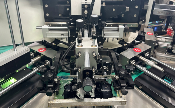 2- Color 70 Pcs/Min Otomatis CNC Container Mesin Pencetakan Layar UV