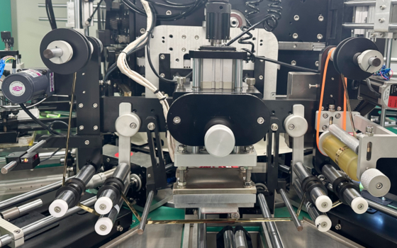 Mesin Cetak UV Otomatis Tabung Lunak 8 Warna 80 Pcs/Min