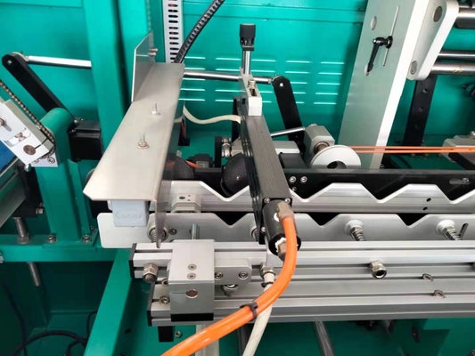 Servo Driven UV Bottle Printer Multicolor Screen Printing Machine Dengan Hot Stamping Label